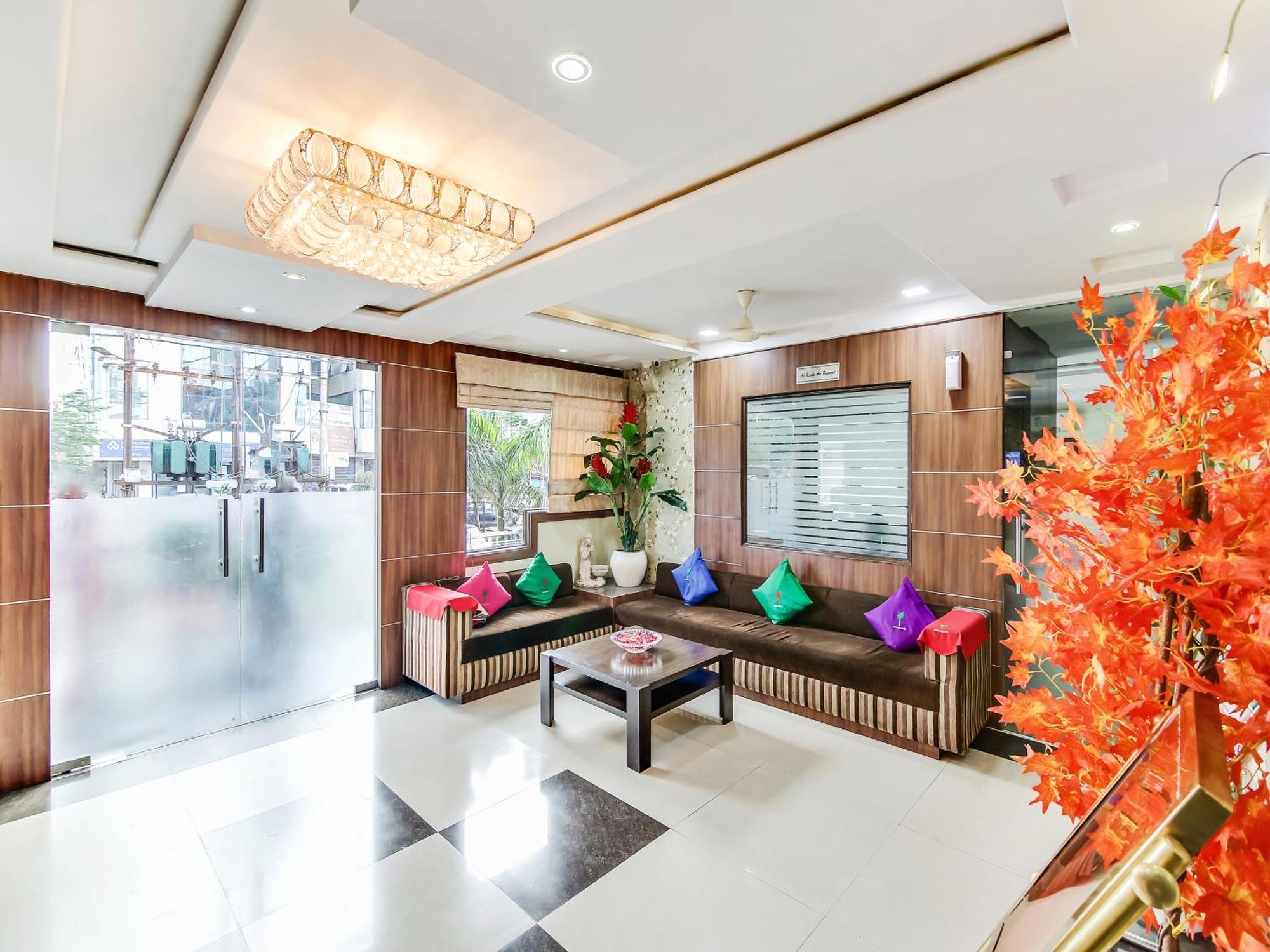 Capital O 32619 Hotel Sugar Palm グワーリヤル エクステリア 写真