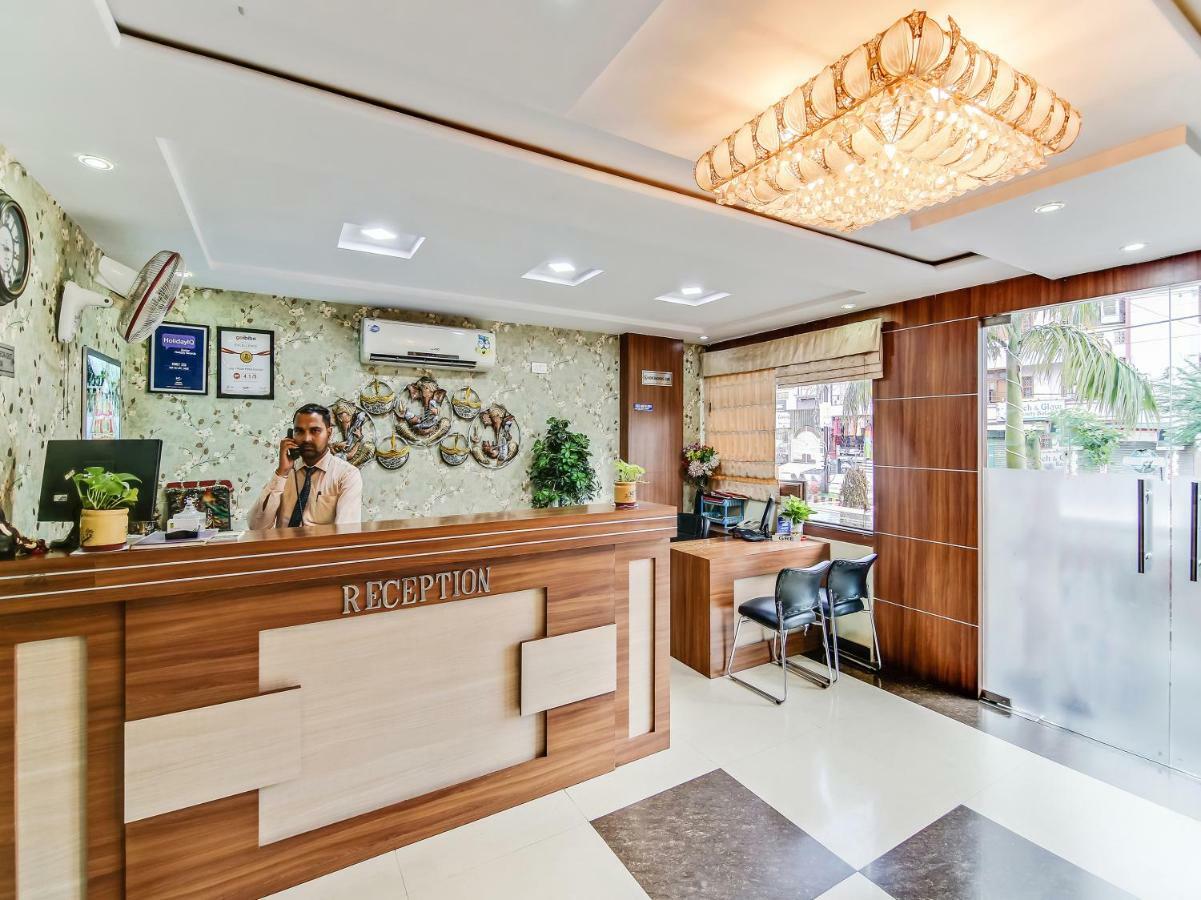 Capital O 32619 Hotel Sugar Palm グワーリヤル エクステリア 写真
