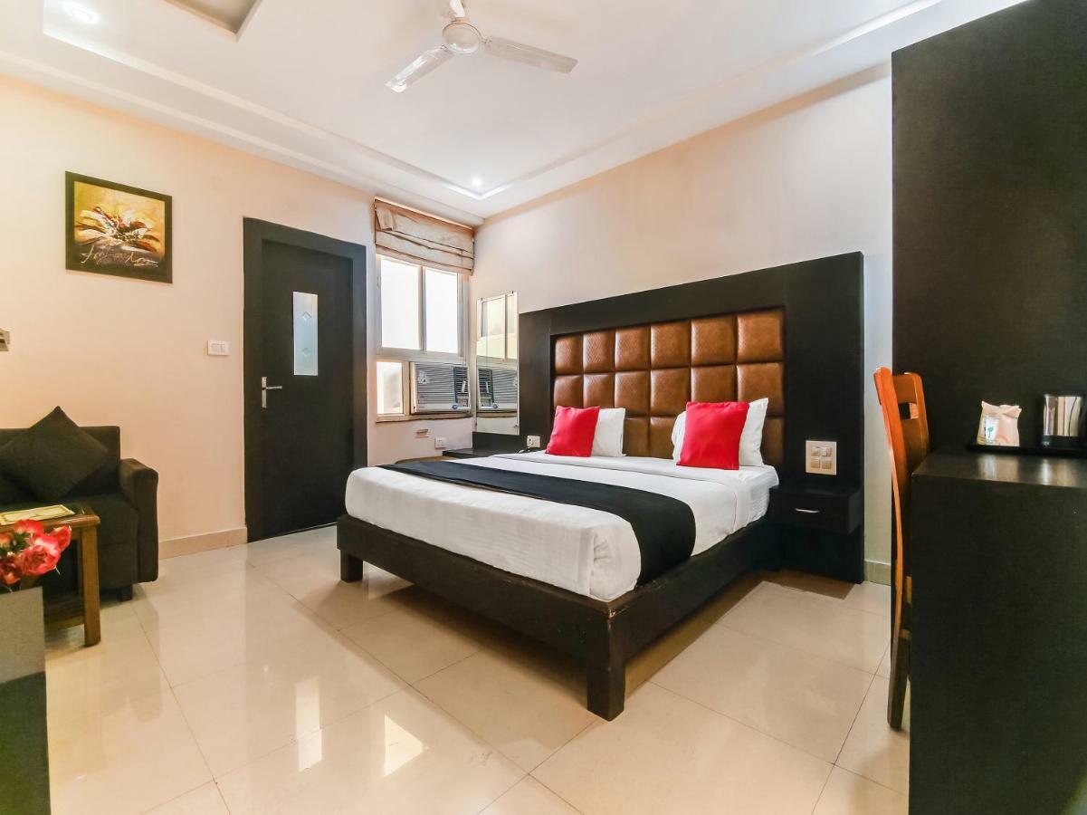 Capital O 32619 Hotel Sugar Palm グワーリヤル エクステリア 写真