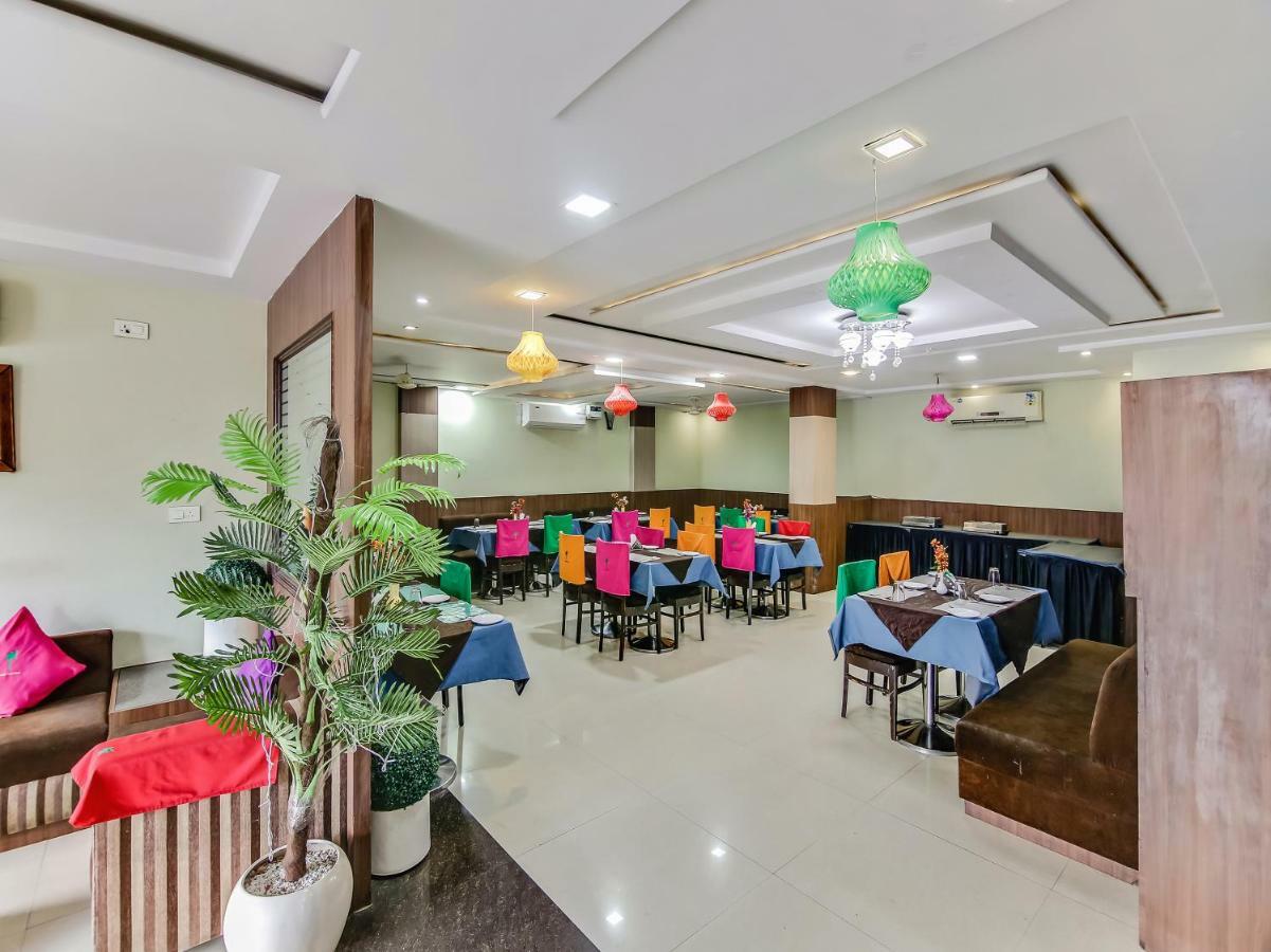 Capital O 32619 Hotel Sugar Palm グワーリヤル エクステリア 写真