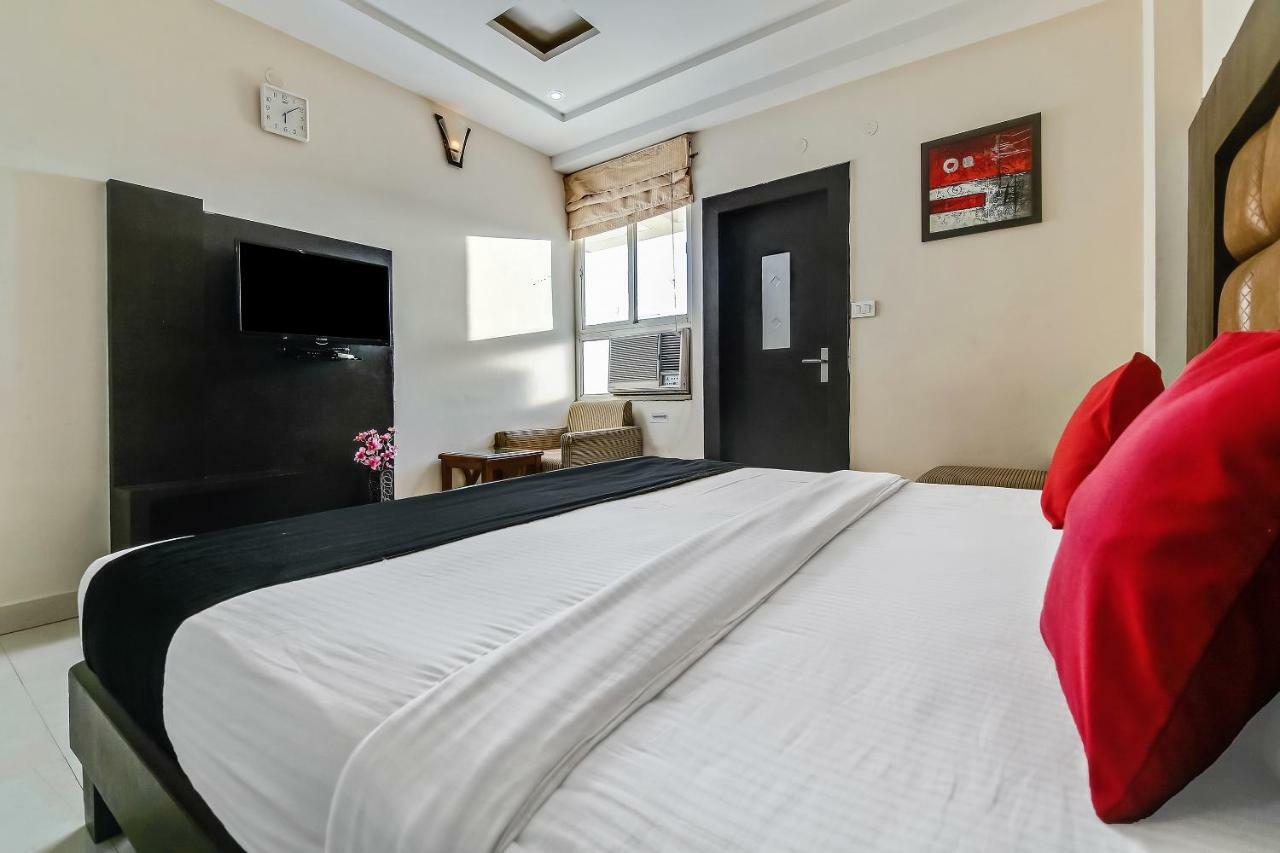 Capital O 32619 Hotel Sugar Palm グワーリヤル エクステリア 写真