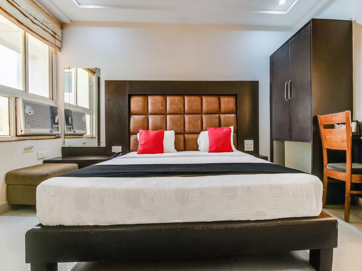 Capital O 32619 Hotel Sugar Palm グワーリヤル エクステリア 写真