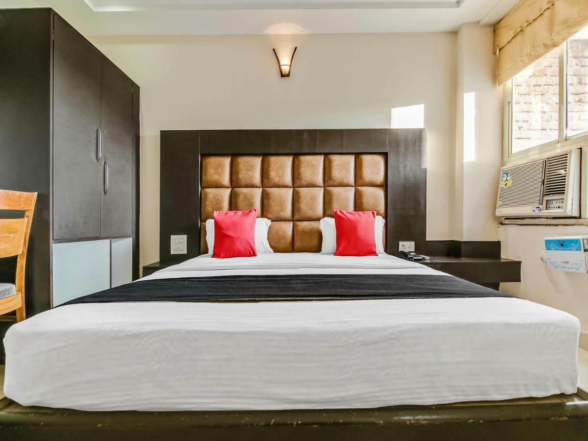 Capital O 32619 Hotel Sugar Palm グワーリヤル エクステリア 写真