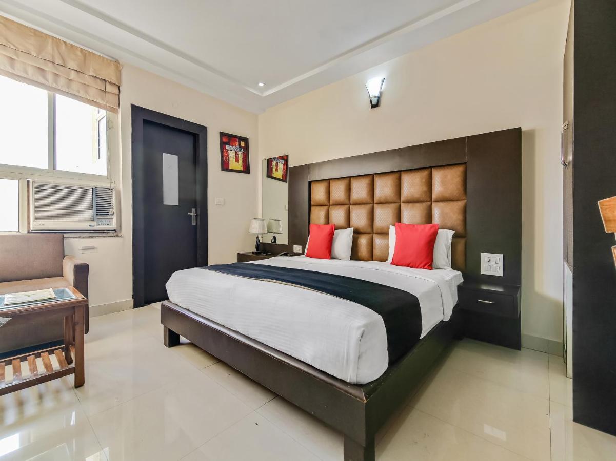 Capital O 32619 Hotel Sugar Palm グワーリヤル エクステリア 写真